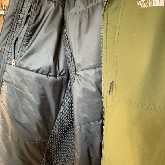 North Face jacket - Picture 7 of 9